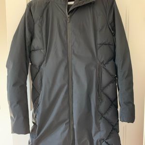 Lululemon Fluff the Cold Park Size 6